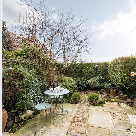 Quaint Cottage In The Heart Of North Yorkshire Village - Pet Friendly Free Stillington Exterior photo