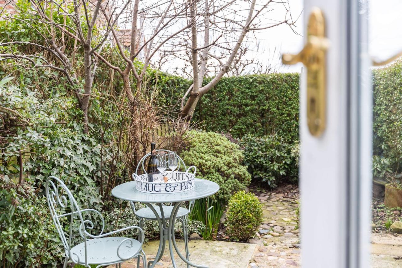 Quaint Cottage In The Heart Of North Yorkshire Village - Pet Friendly Free Stillington Exterior photo